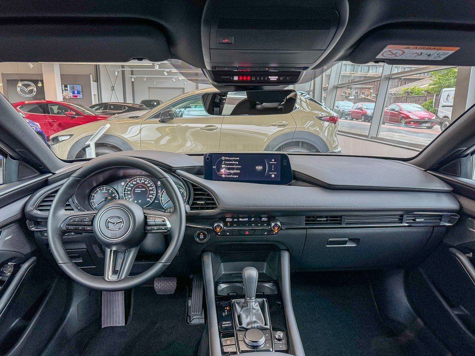 Mazda 3 Exclusive-Line