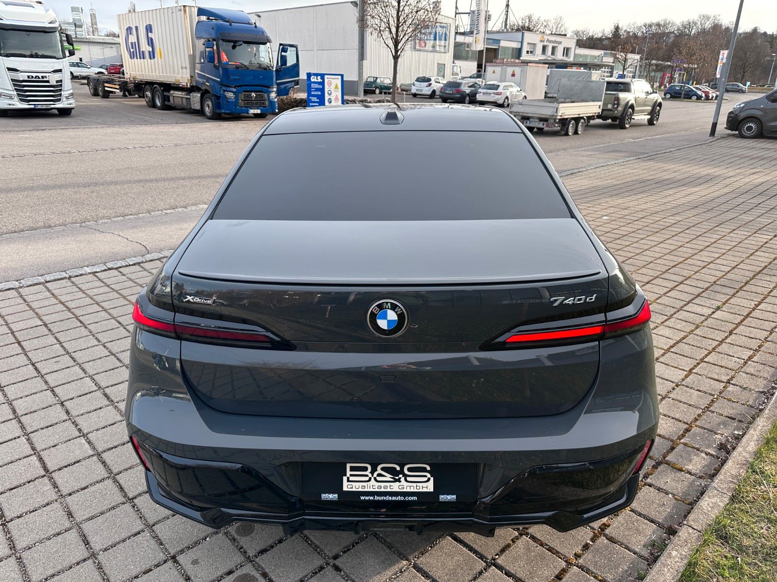 BMW 740 d xDrive M Sport GranLusso,B&W,FondEnt,AutoT