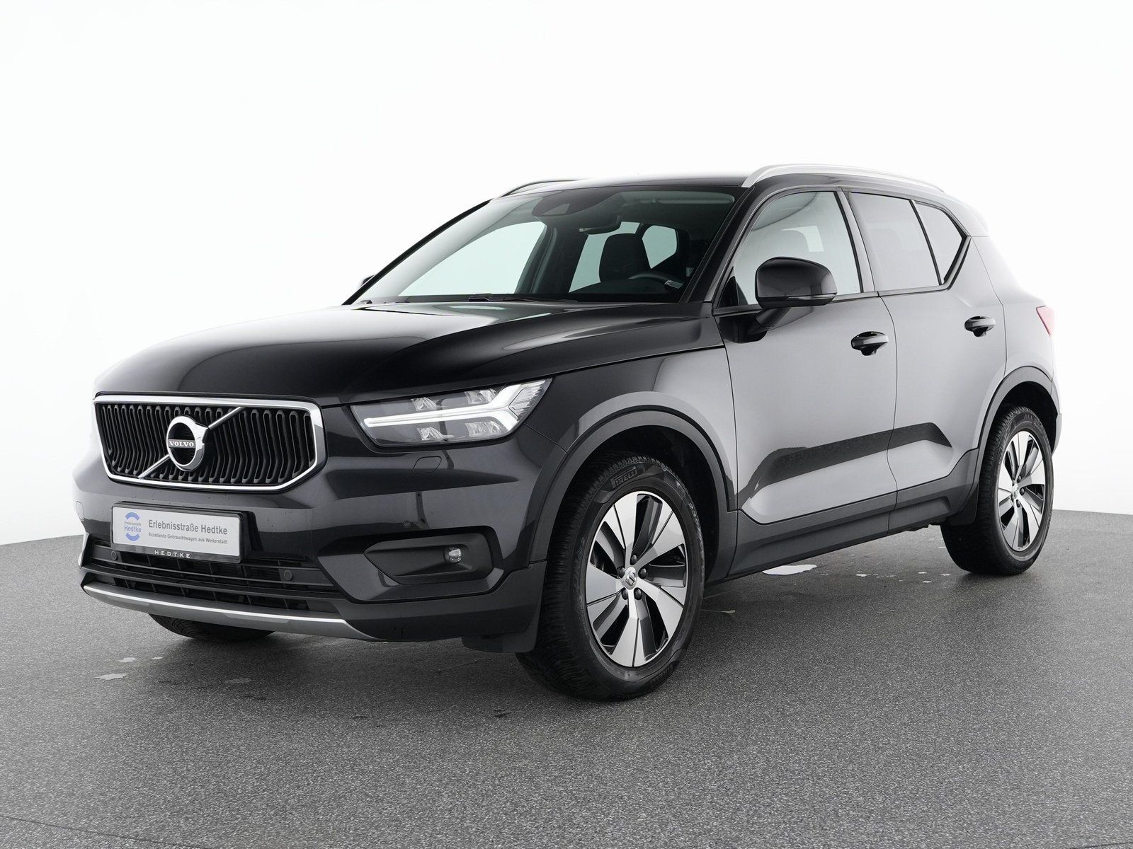 Volvo XC40 B4 Benzin Momentum Pro - Samsaru's Car Outlet