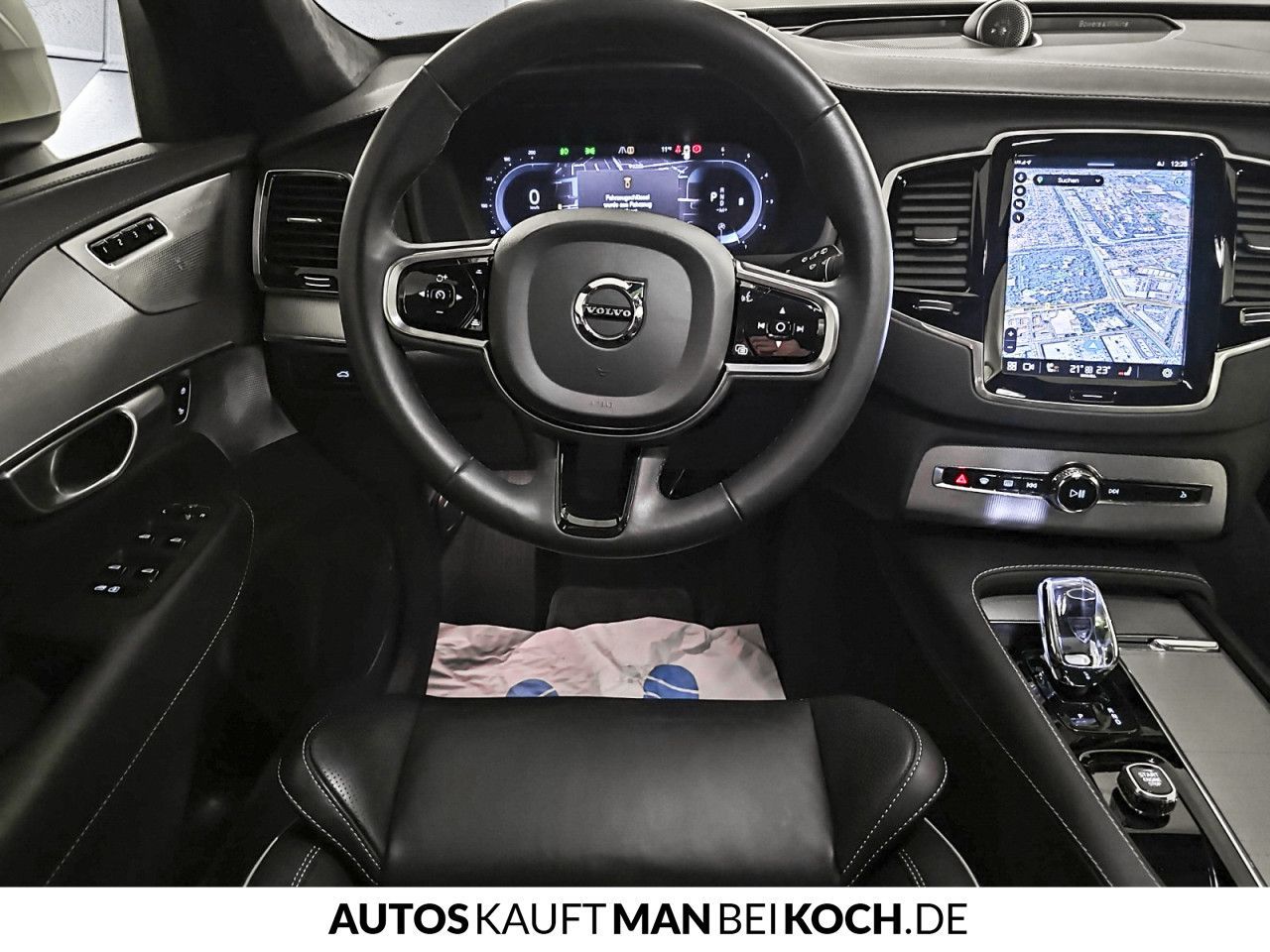 Volvo XC90 B5 AWD UltimateBright PANO AHK STHz 360 HUD