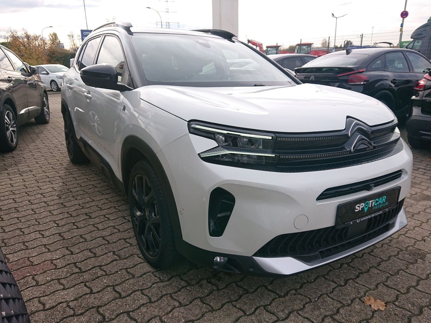 Citroën C5 Aircross Hybrid 225 e.EAT8 SHINE PACK AHK Led