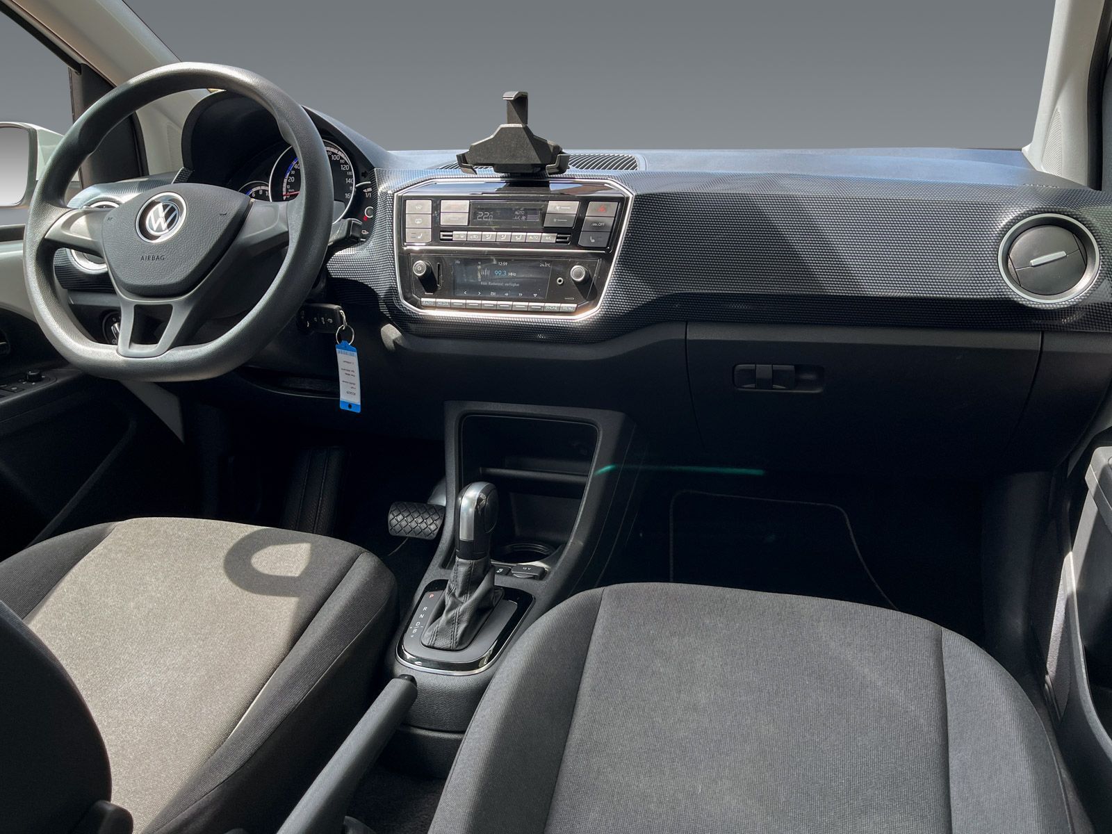 Volkswagen e-up! move up! - Samsaru's Car Outlet