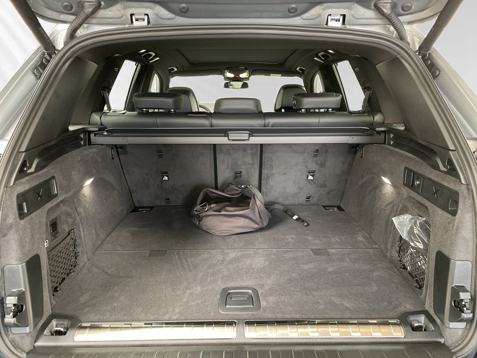 BMW X5 xDrive50e M Sport Pro|AHK|SkyLounge|H/K