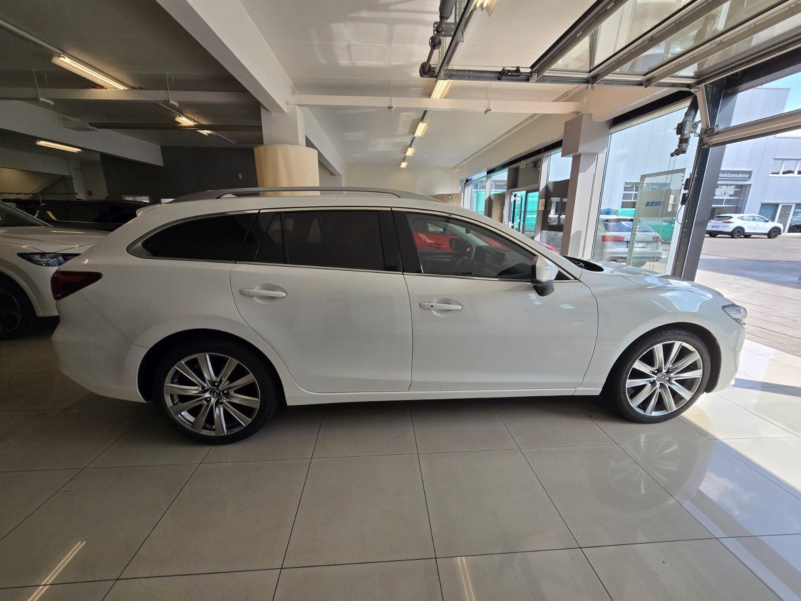 Mazda 6 Kombi Exclusive-Line *HUD*BOSE*SB*LEDER*360°