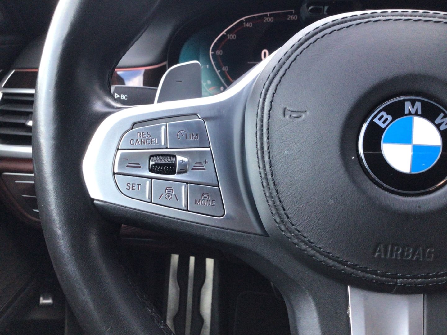 BMW 730 d xDrive M Sport ACC/GSD/Massage/Sitzbelftg/