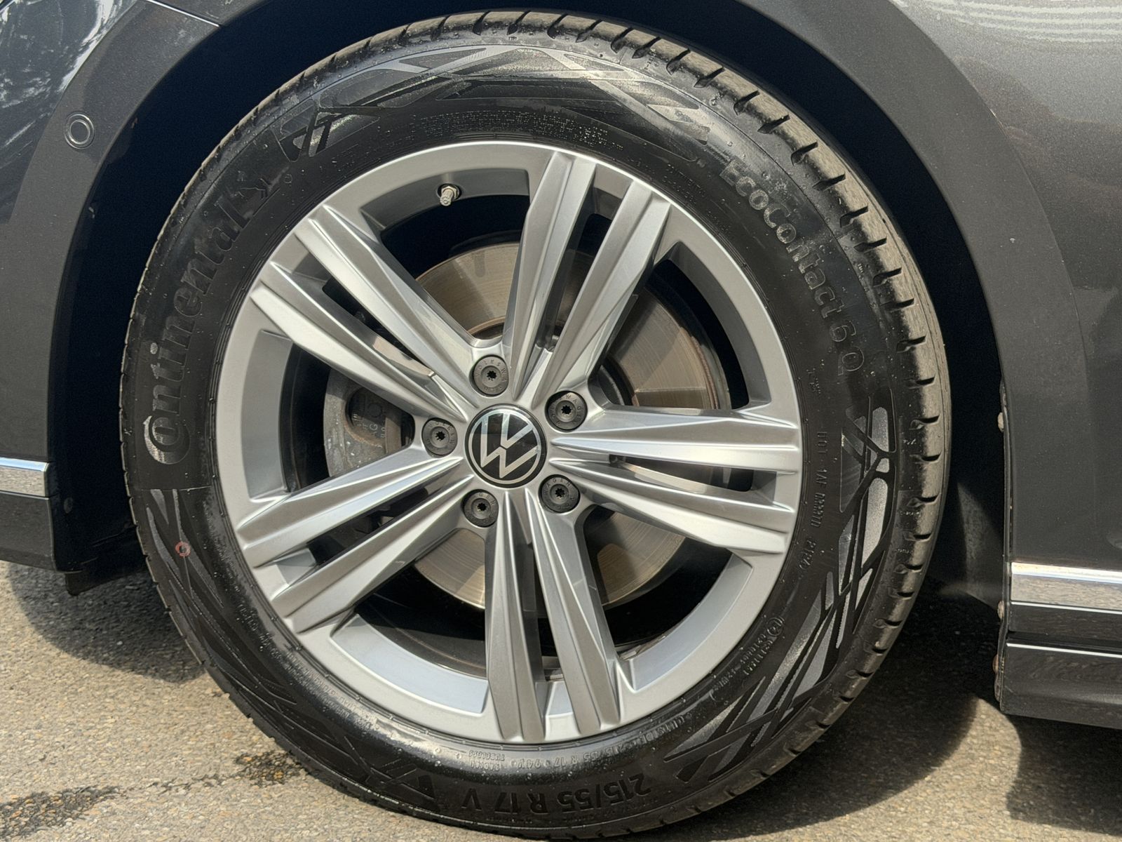 Volkswagen Passat R-Line LED Virtual Pano Massage H&K AHK