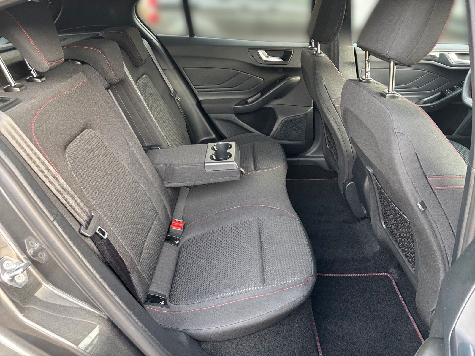 Ford Focus 1.5 EcoBlue AUT. ST-Line X |ErgoSitze|18"|