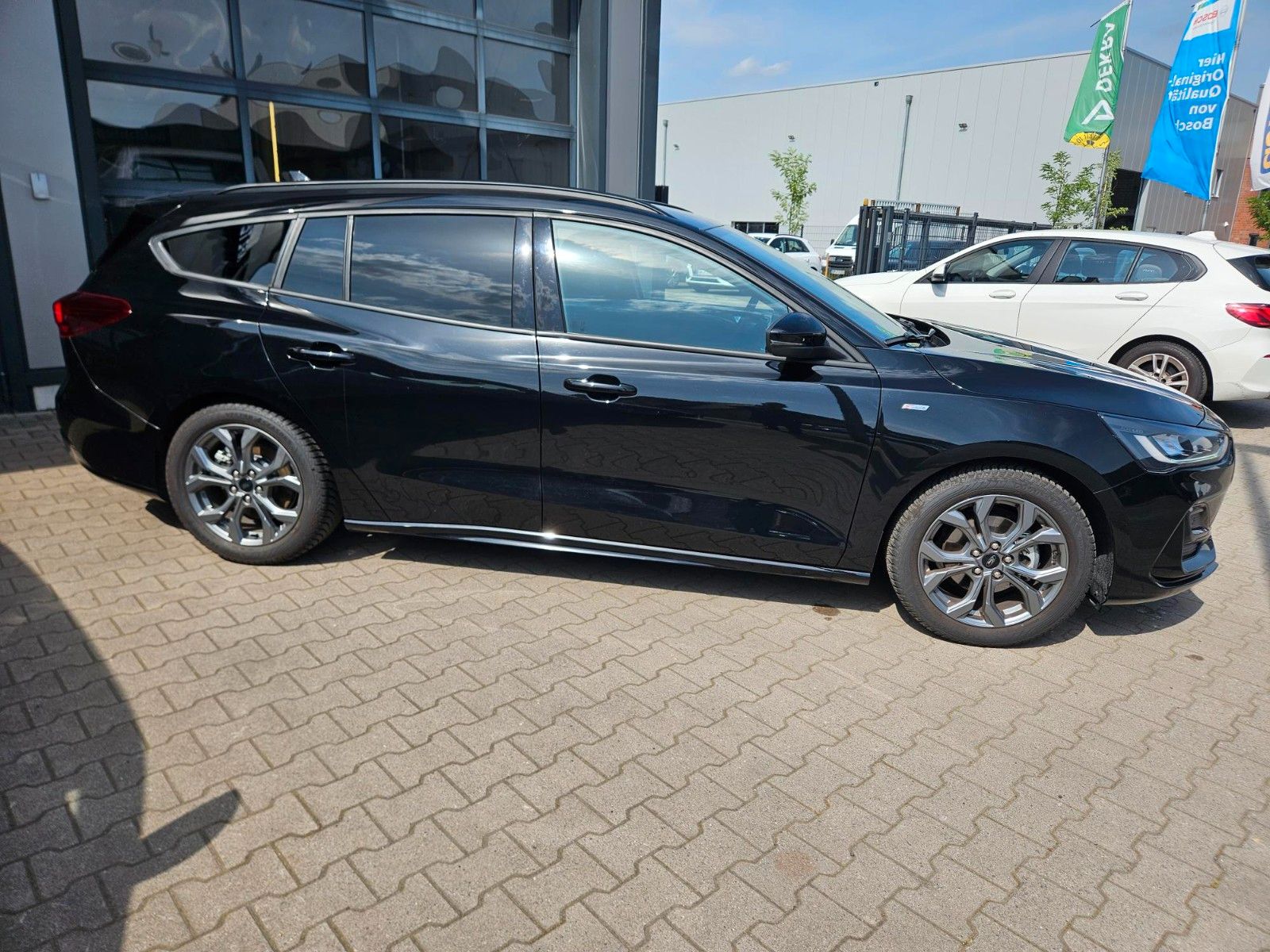 Ford Focus Turnier ST-Line ACC LED NAVI Kamera
