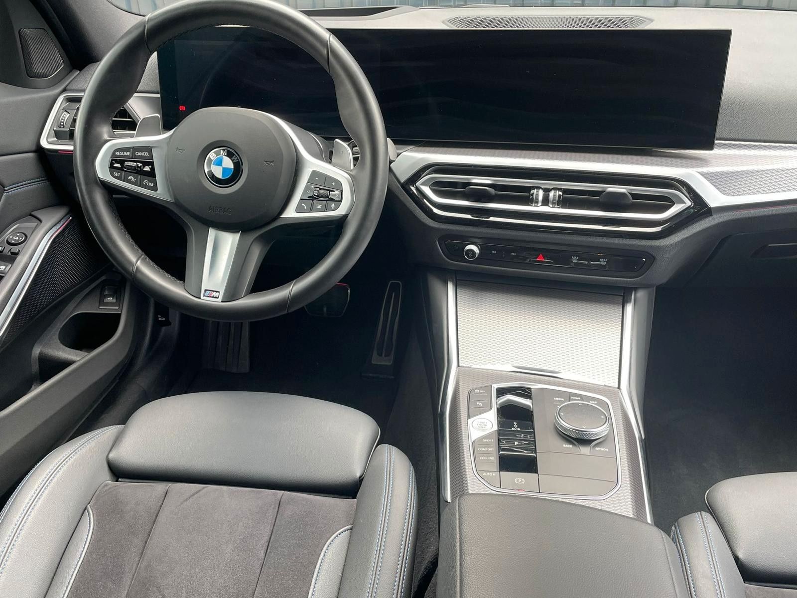 BMW 320D Aut. Touring M SPORT - Samsaru's Car Outlet