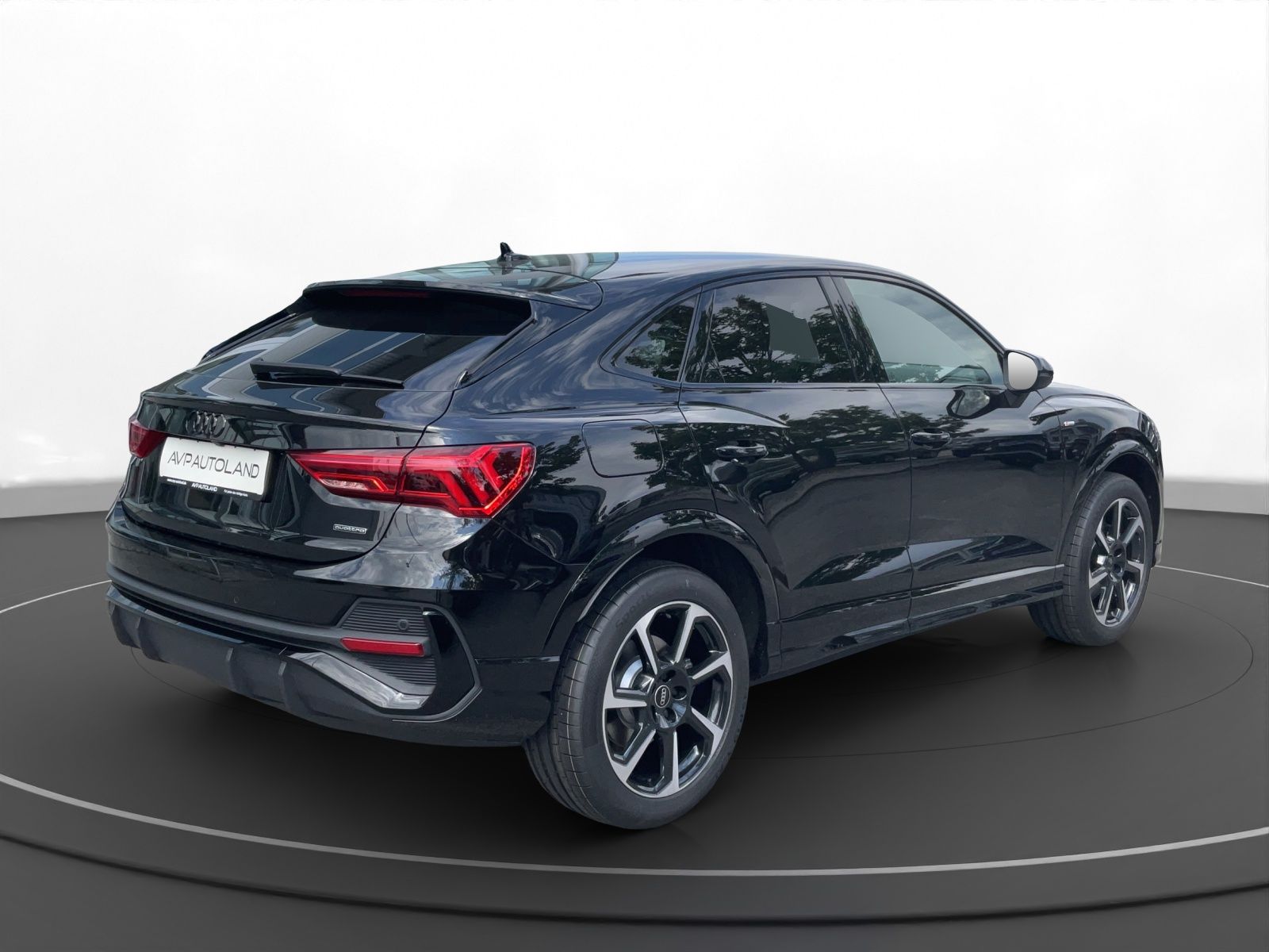 Audi Q3 Sportback 40 TDI quattro S line - Samsaru's Car Outlet
