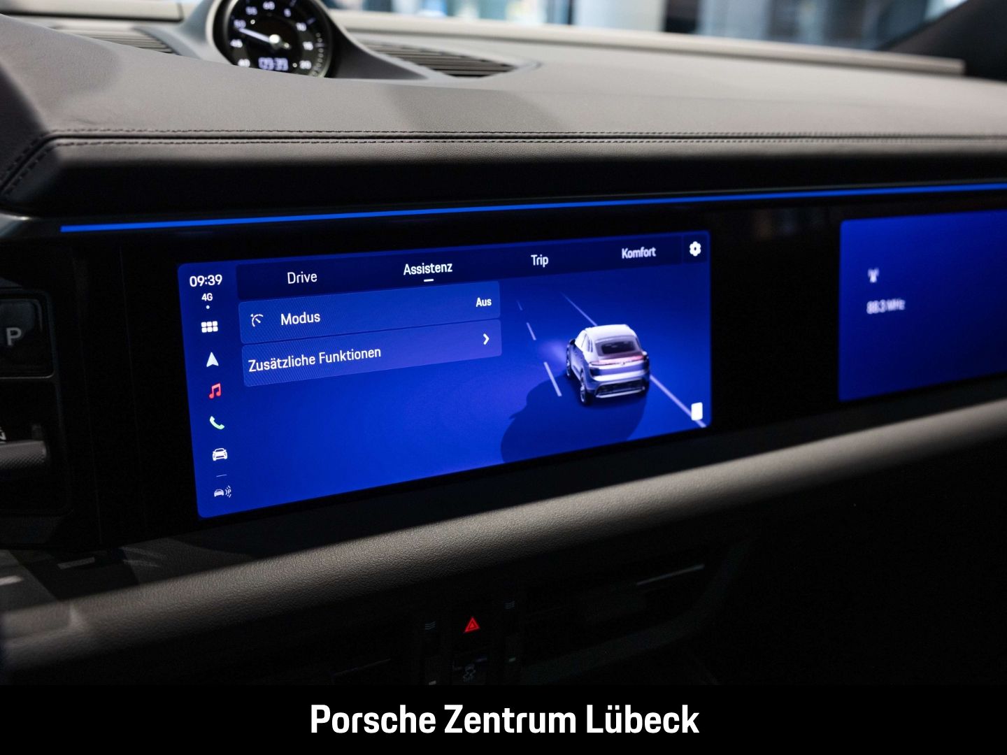 Porsche Macan - Samsaru's Car Outlet
