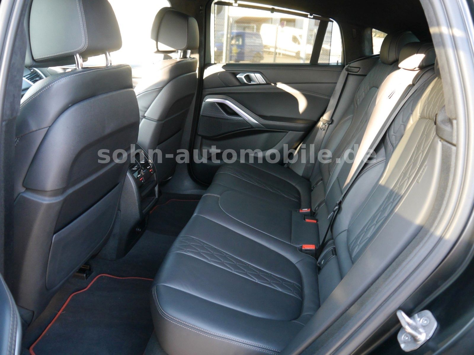 BMW X6 xDrive 40d M-Sport Edition Black - Samsaru's Car Outlet