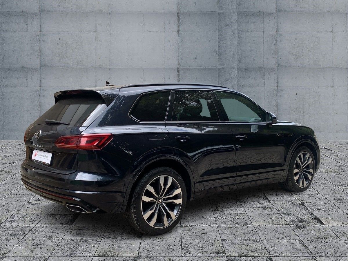 Volkswagen Touareg 3.0 TDI 4M R-LINE - Samsaru's Car Outlet