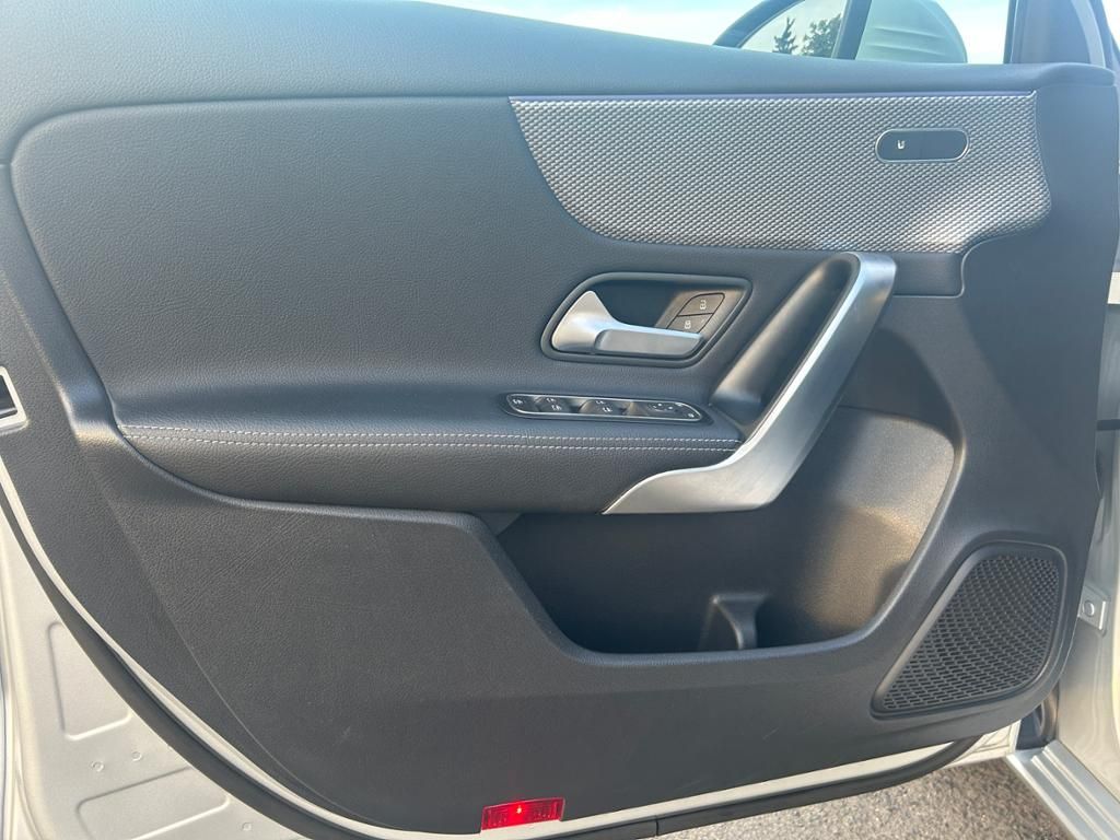 Mercedes-Benz A 180 d - Samsaru's Car Outlet