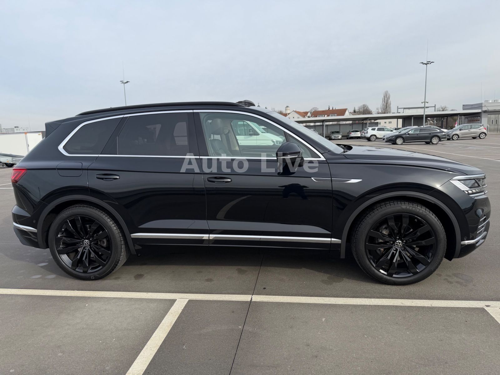 Volkswagen Touareg 3.0 TDI*Atmosphere*PAN*MATR*LUFT*360*VOL