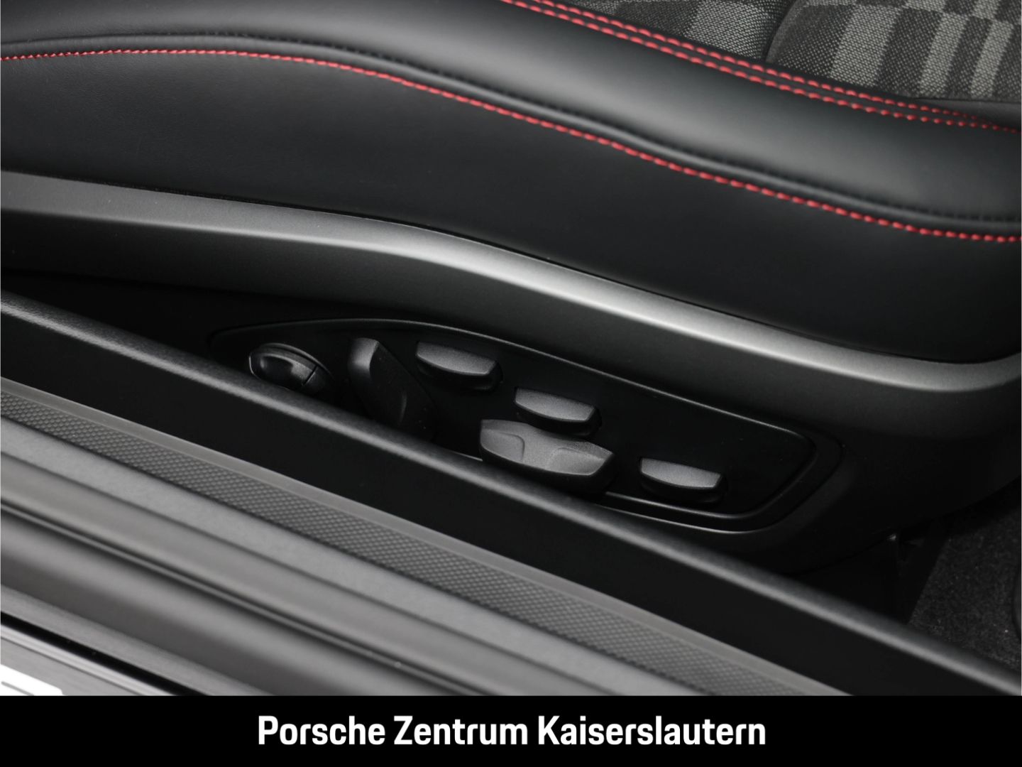 Porsche 992 911 Carrera 4 GTS Clubleder Liftsystem-VA