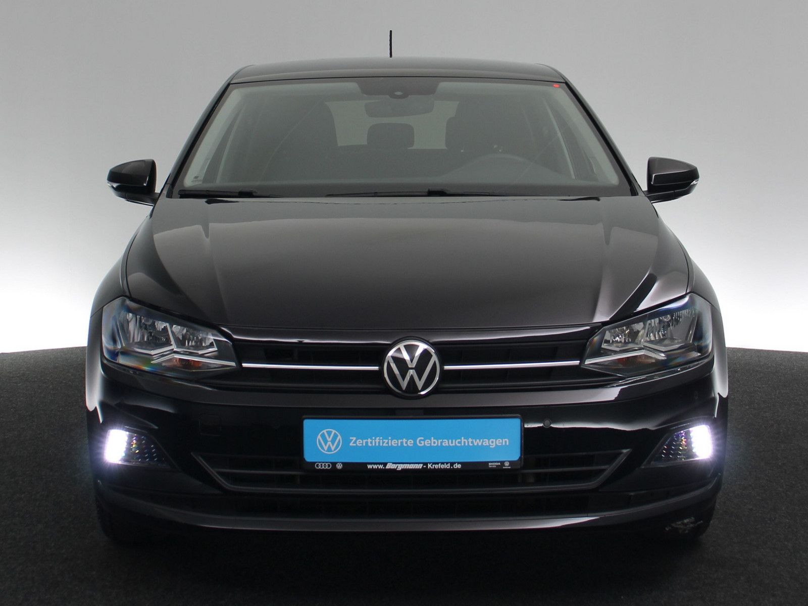 Volkswagen Polo 1.0 TSI Comfortline - Samsaru's Car Outlet