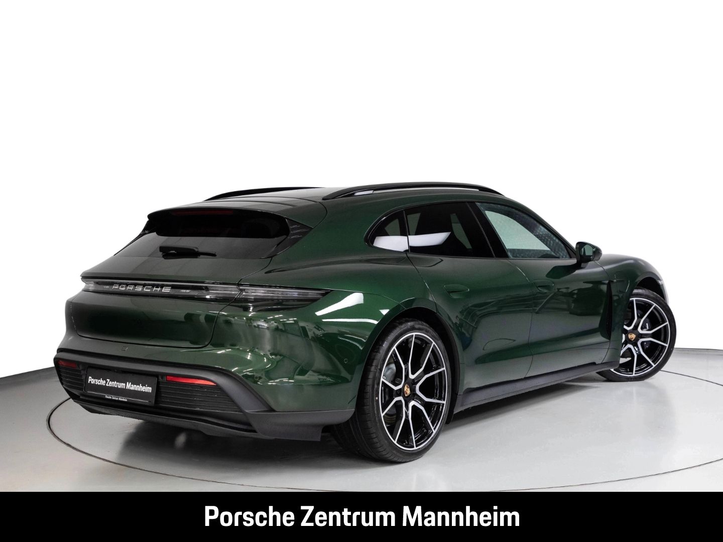 Porsche Taycan Sport Turismo SurroundView InnoDrive HD-M