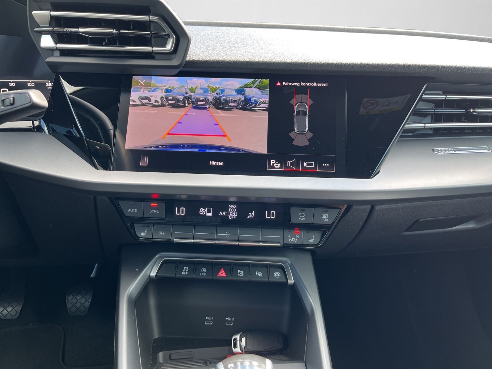 Audi A3 Sportback Advanced 35 TFSI - Samsaru's Car Outlet