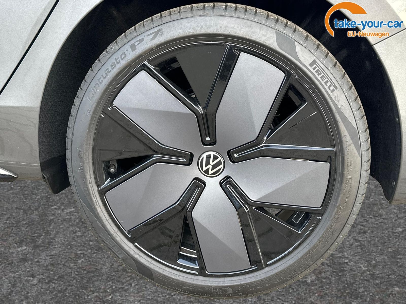 Volkswagen Passat Variant R-Line AHK+PANO+NAVI+Head-UP+M...