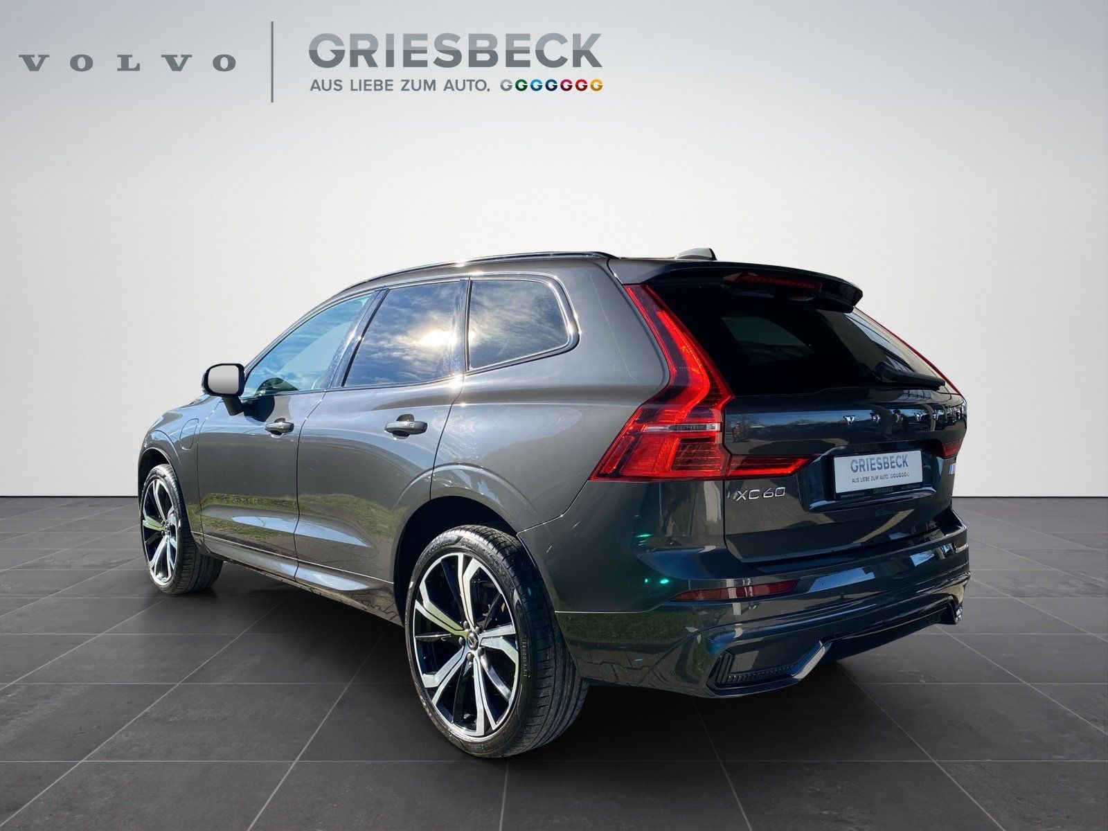 Volvo XC60 R-Design Recharge AHK,Kamera,DAB,Navi