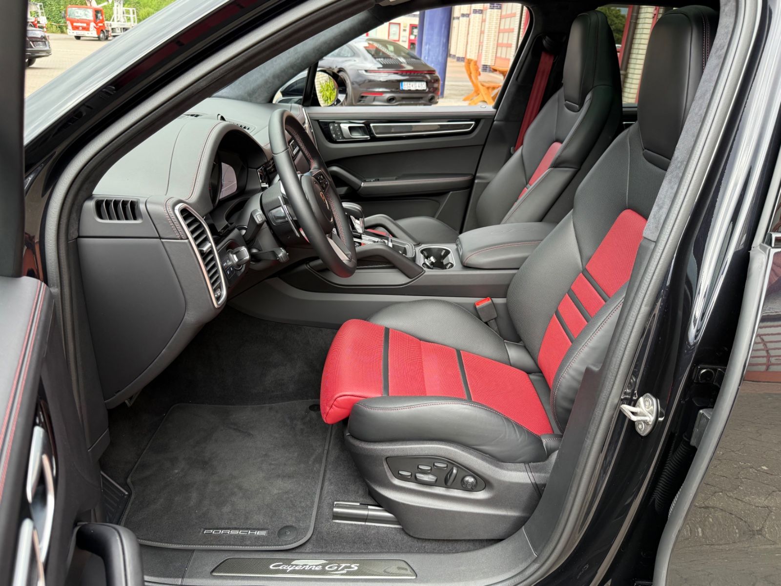 Porsche CAYENNE GTS V8, SPORTABGAS, PANO, HA-LENKUNG