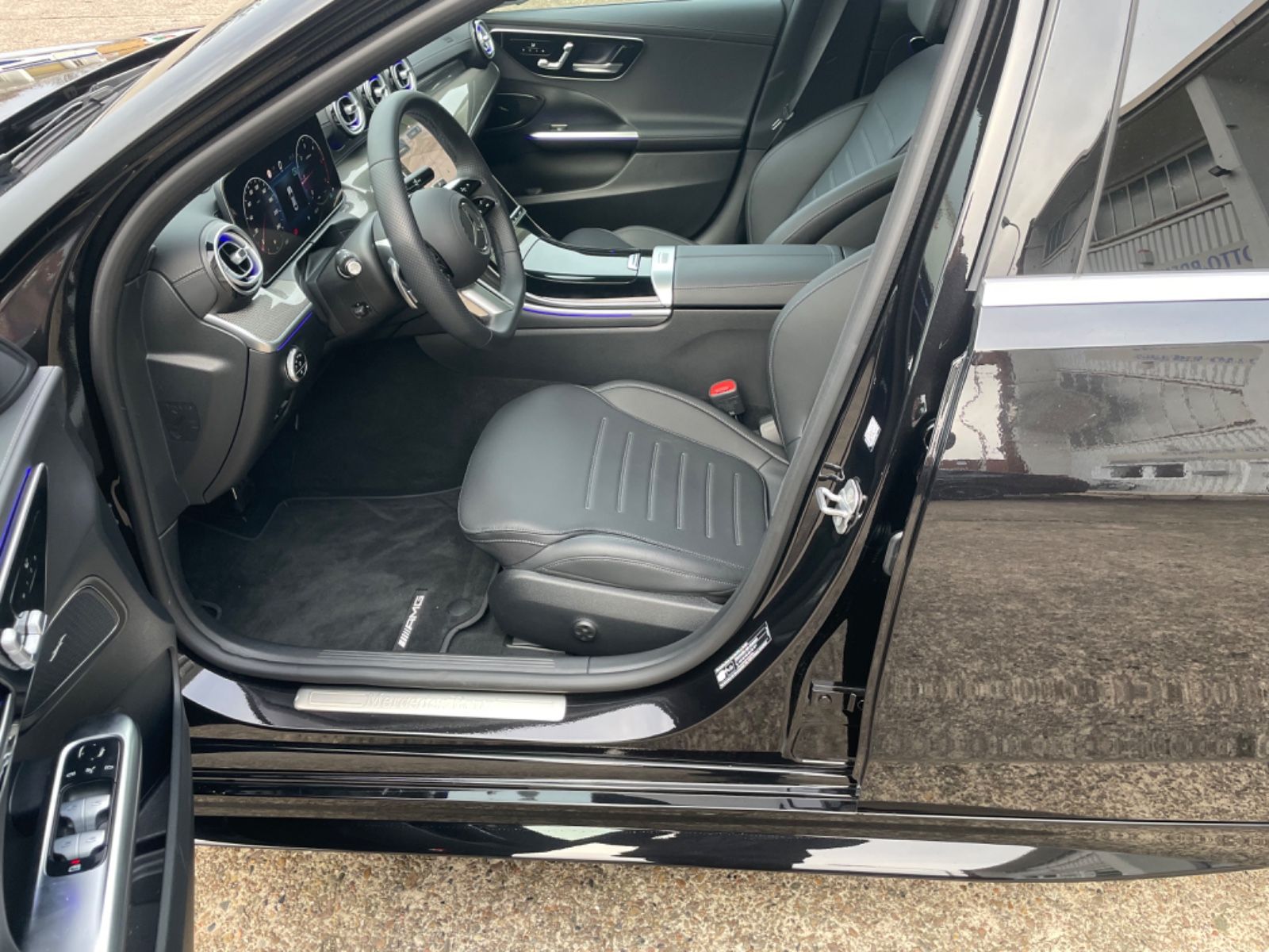 Mercedes-Benz C 220d AMG - Samsaru's Car Outlet