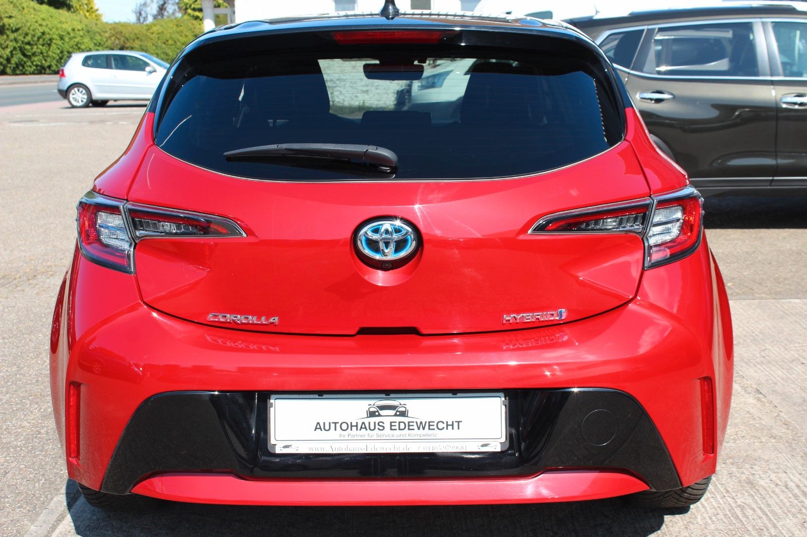 Toyota Corolla Hybrid Club - Samsaru's Car Outlet