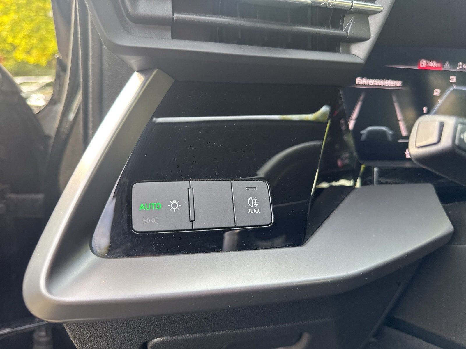 Audi A3 35 TDI advanced Lim. S tronic Navi+SHZ+R-Kam+