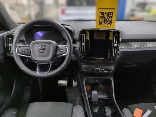 Volvo XC40 Plus Recharge Pure Electric 2WD