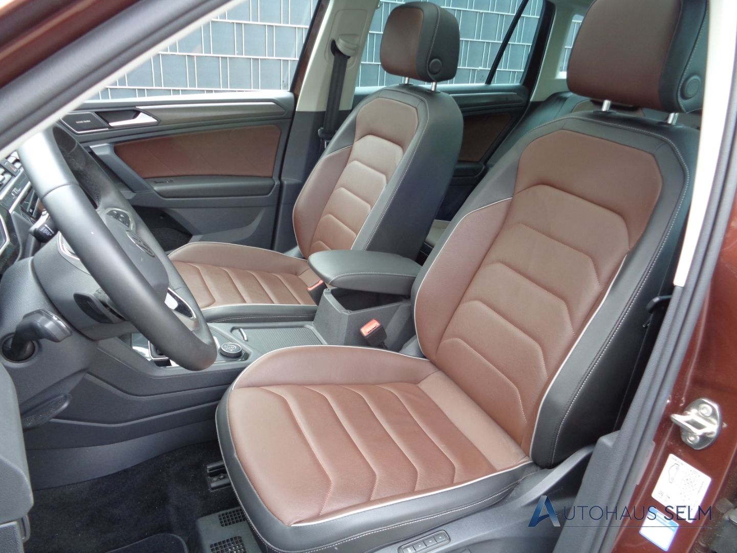 Volkswagen Tiguan Elegance 4Motion 2.0 TDI HUD AHK Panodach