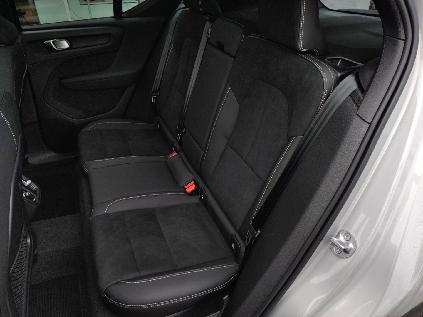 Volvo XC40 2WD EU6d Ultimate Dark B4 NAVI 360° RFK AHK