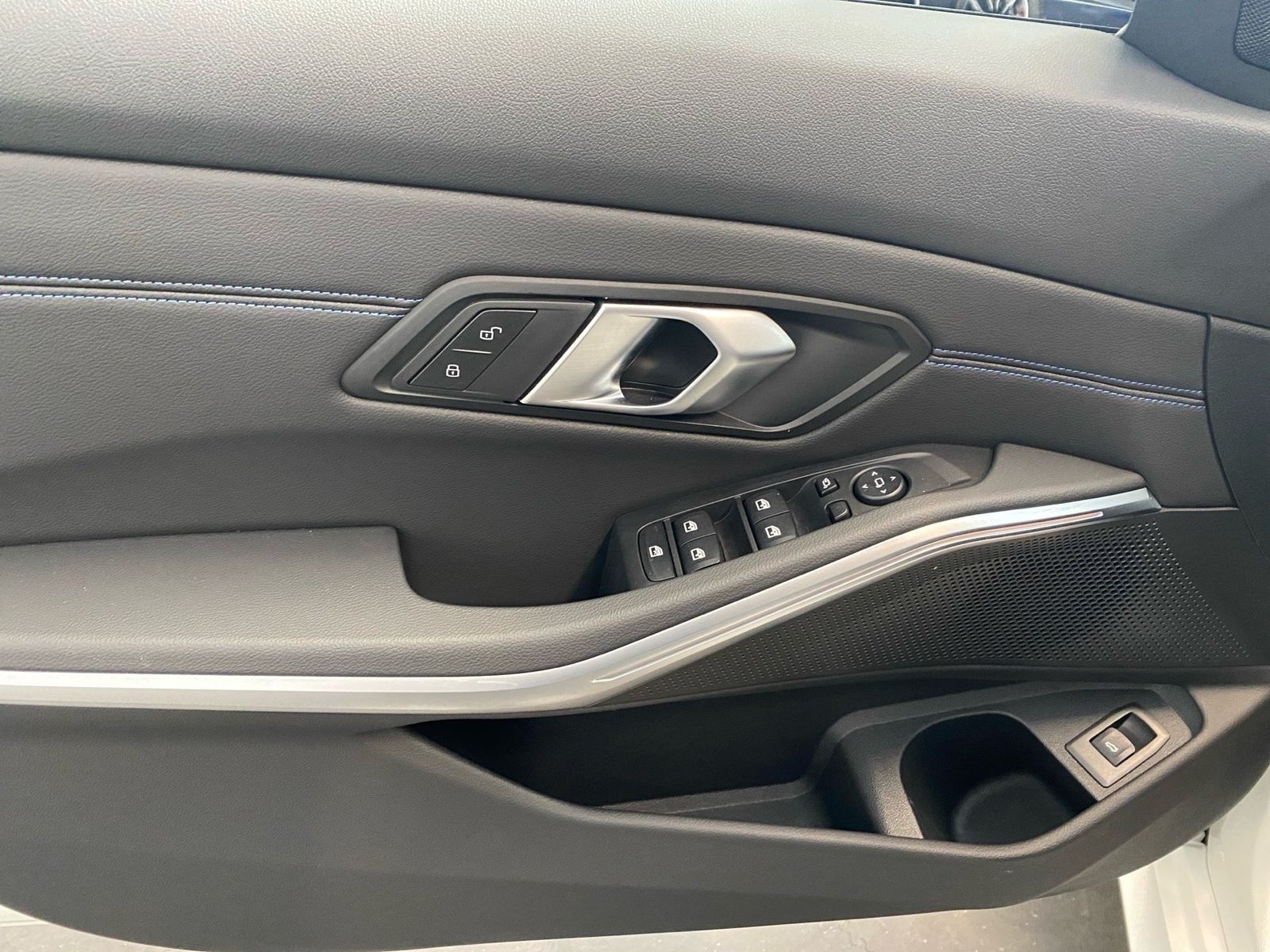 BMW 320d xDrive Touring M Sport HUD DA Pro AHK PA+