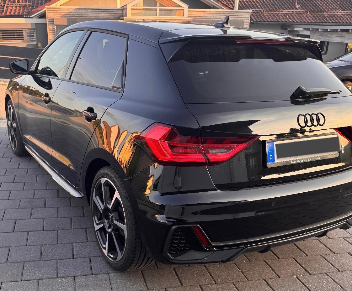 Audi A1 Sportback 30 TFSI S line