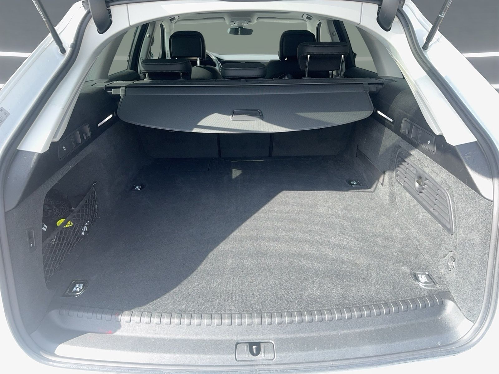 Audi A6 Avant 55 TFSI e qu S line HD-MATRIX Pano AHK