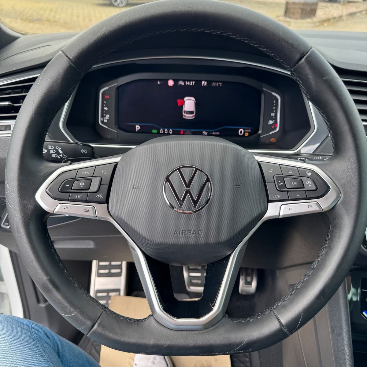 Volkswagen Tiguan 1.5 TSI - Samsaru's Car Outlet