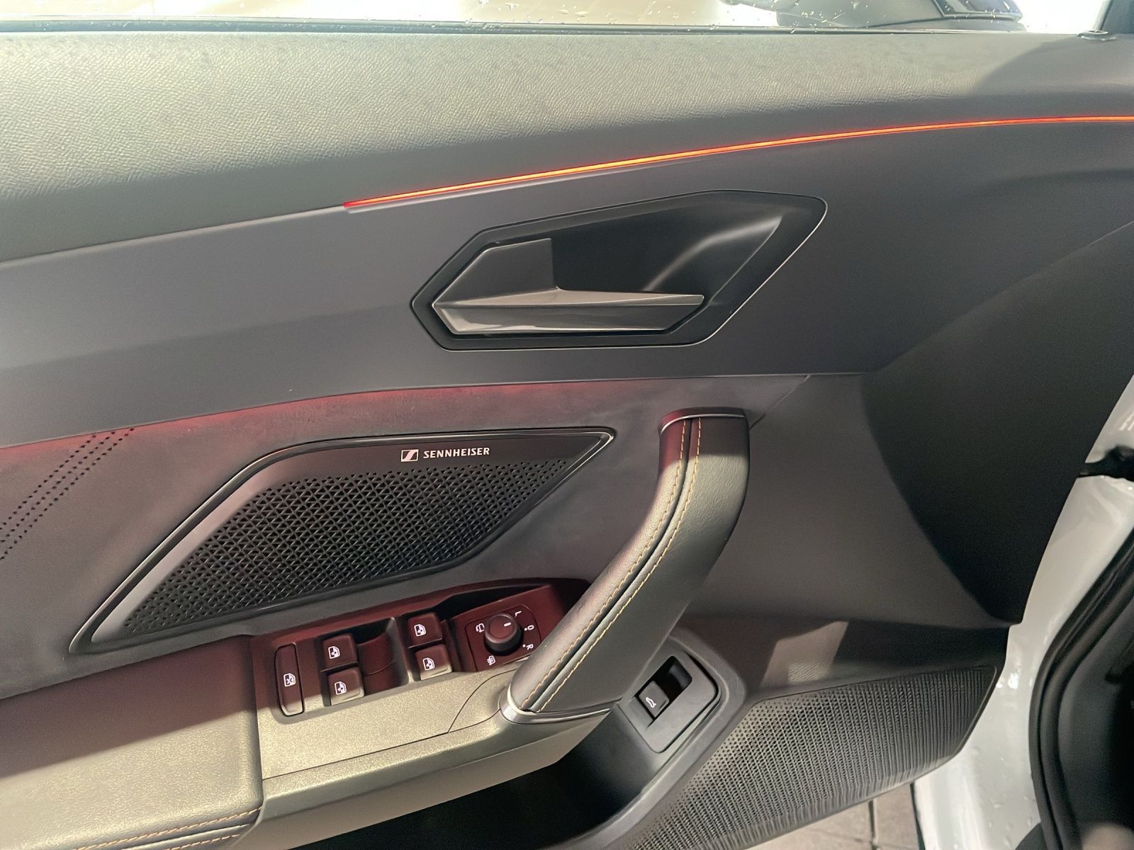 Cupra Formentor VZ 2.0 TSI LM19 PANO AHK MATRIX 360 SU