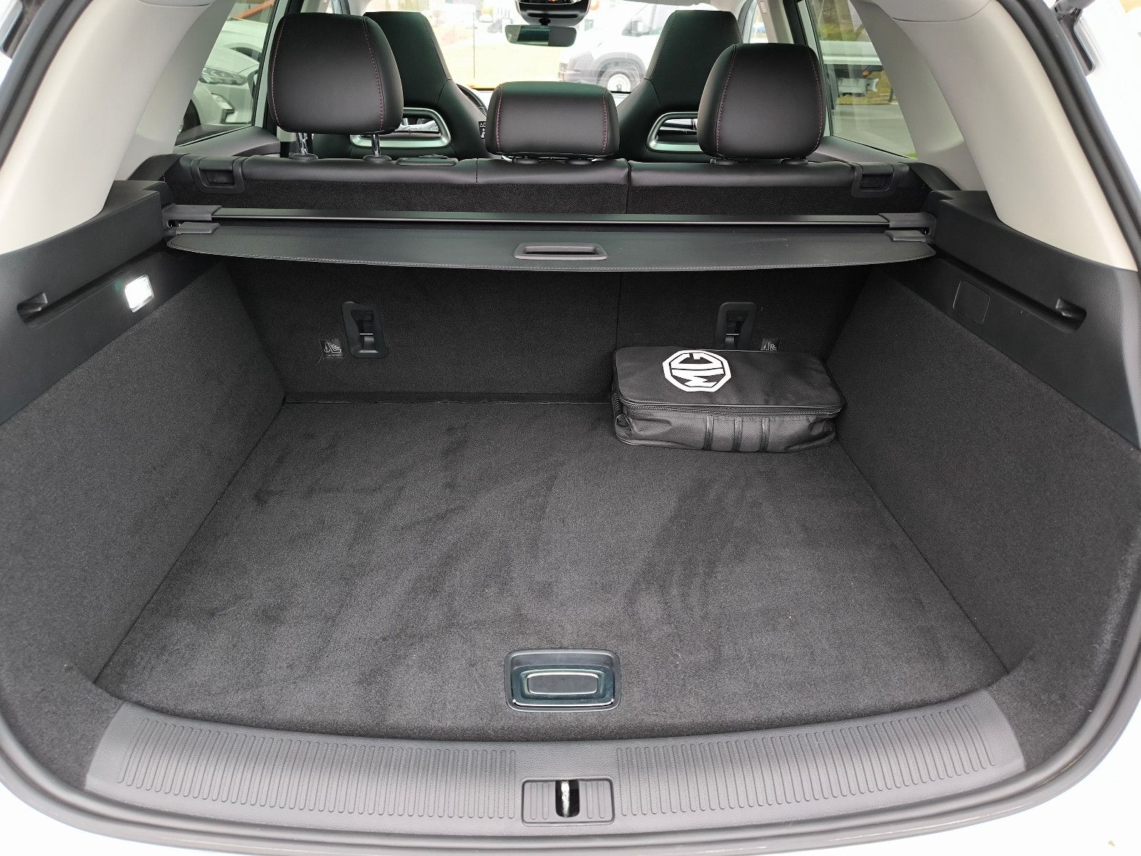 MG EHS PHEV Luxury*Pano*Leder*SHZG*Garantie