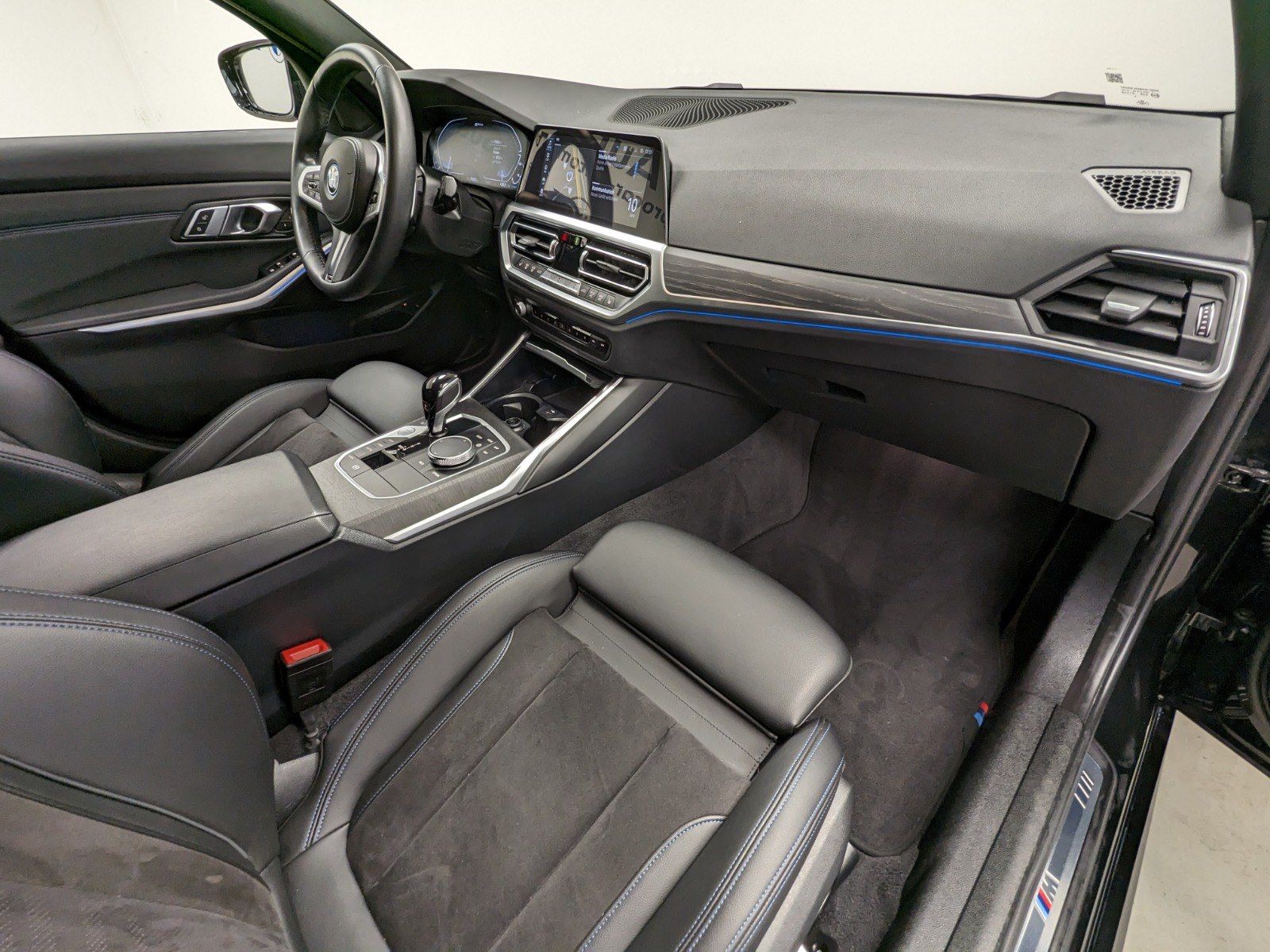 BMW 320e M Sport - Samsaru's Car Outlet
