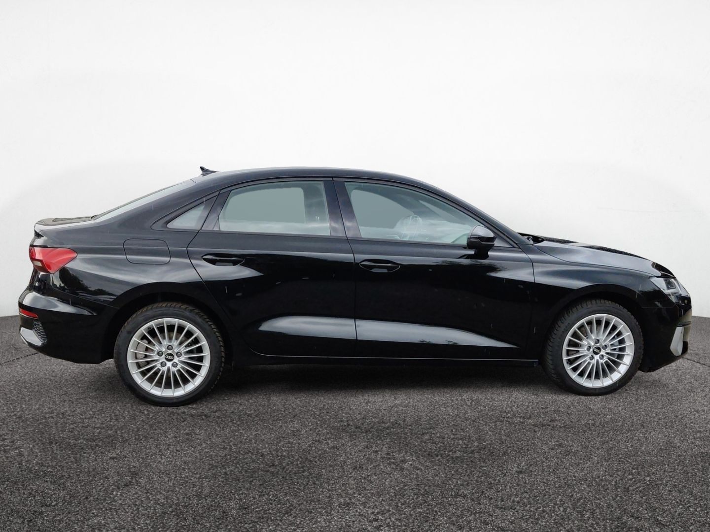 Audi A3 Limo 2.0 TDI advanced - Samsaru's Car Outlet