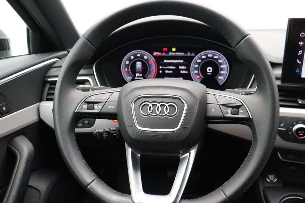 Audi A4 Avant 40 TFSI - Samsaru's Car Outlet