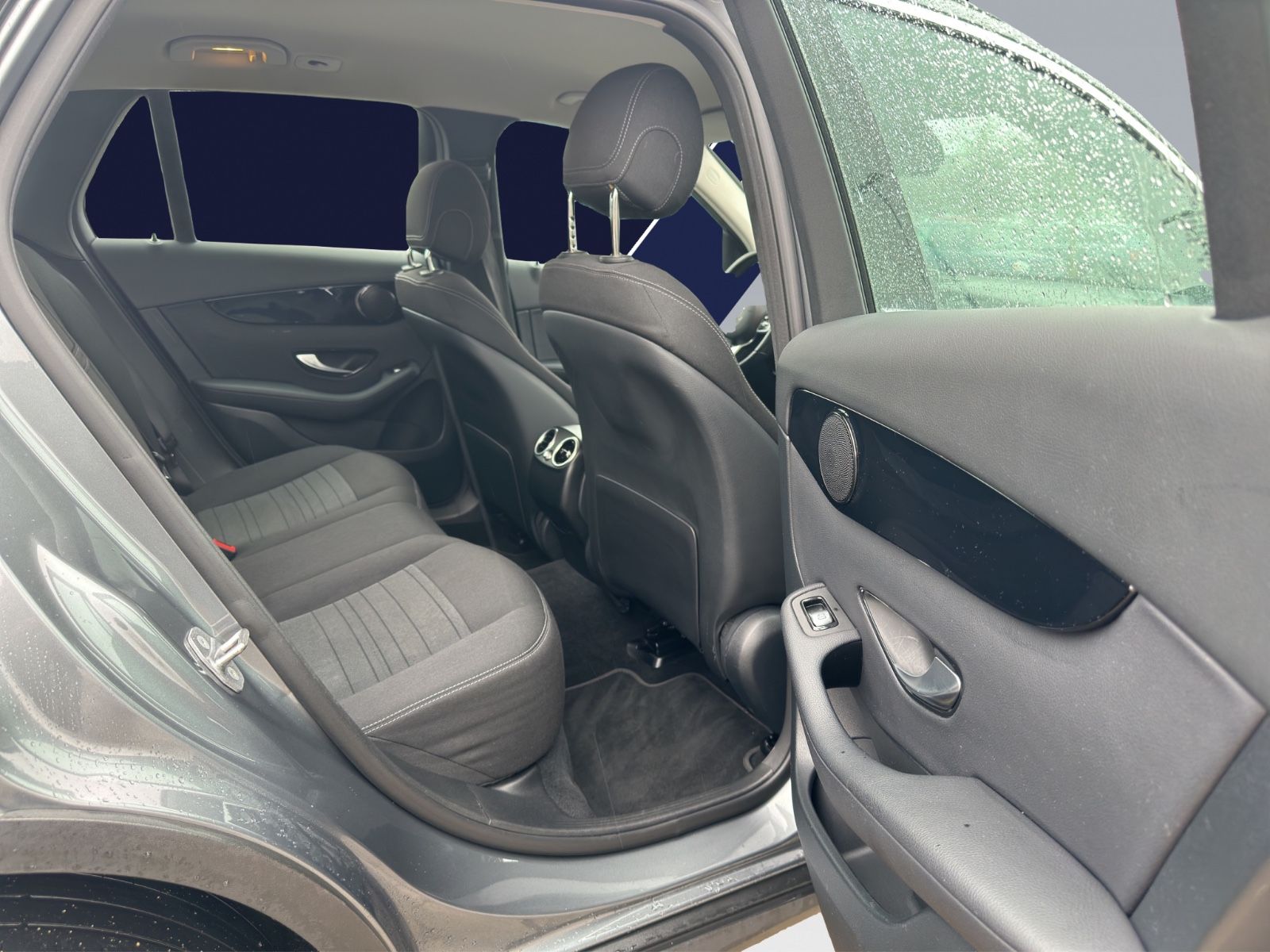 Mercedes-Benz GLC 300 de 4MATIC - Samsaru's Car Outlet