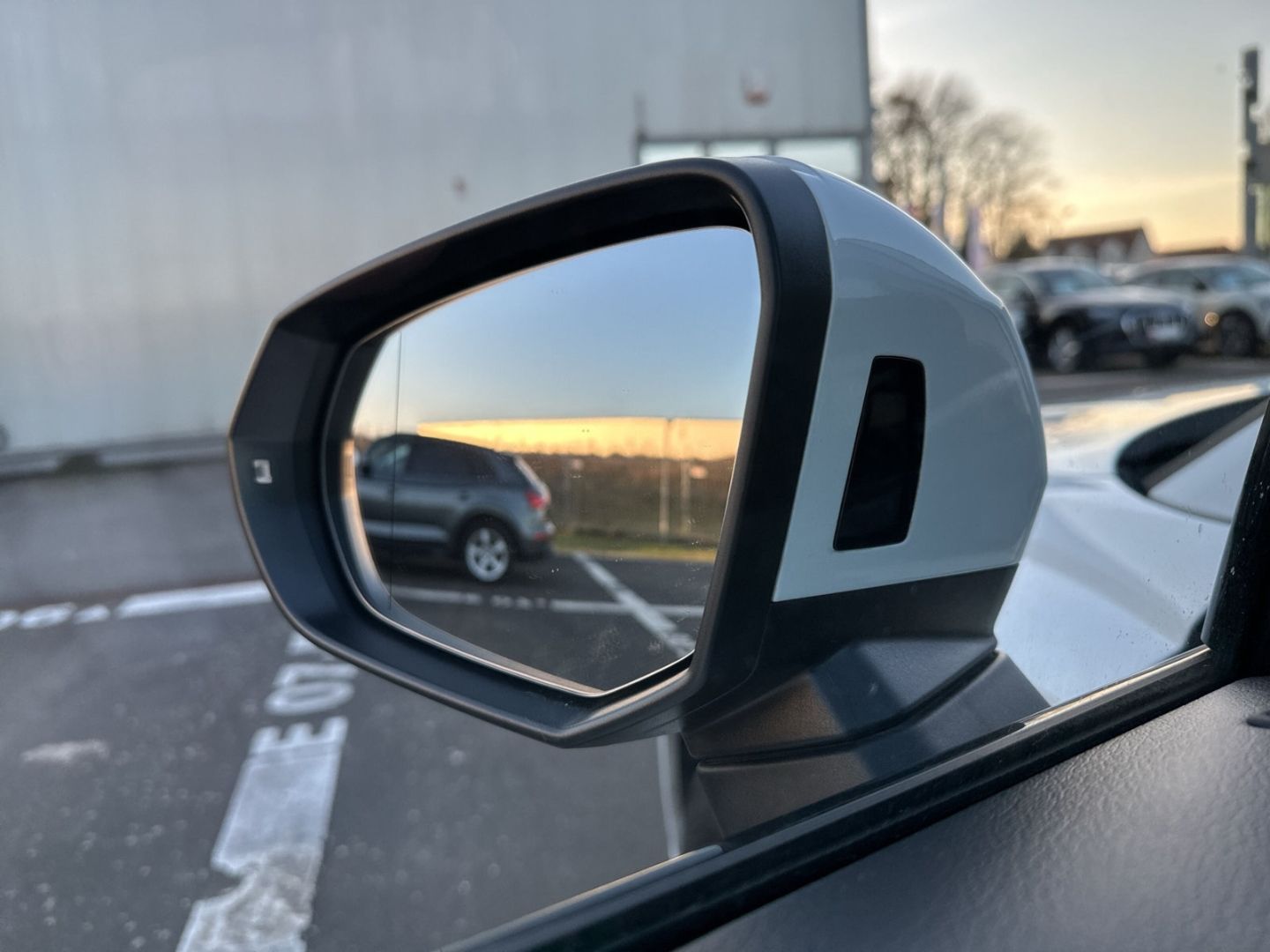 Audi Q3 Sportback 45 TFSI quattro S line - Samsaru's Car Outlet