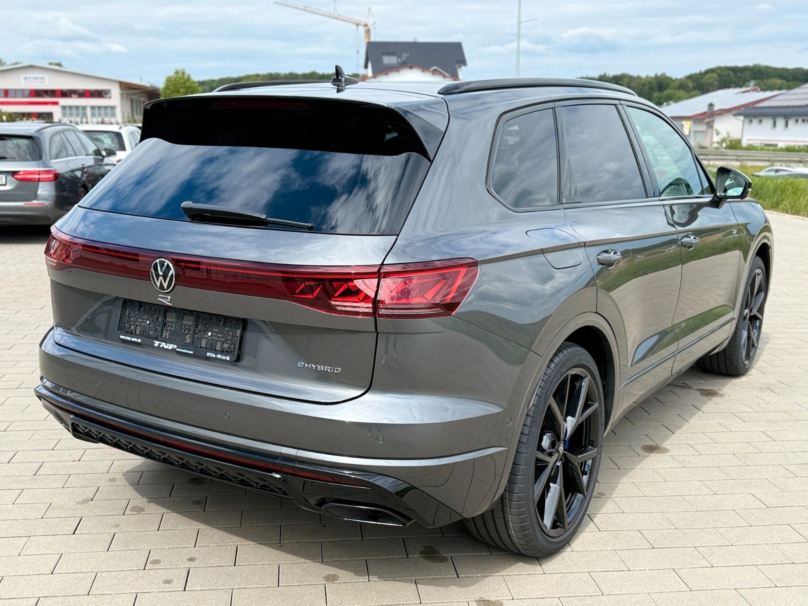 Volkswagen Touareg R eHYBRID+FINAL EDITION+AHK+PANO