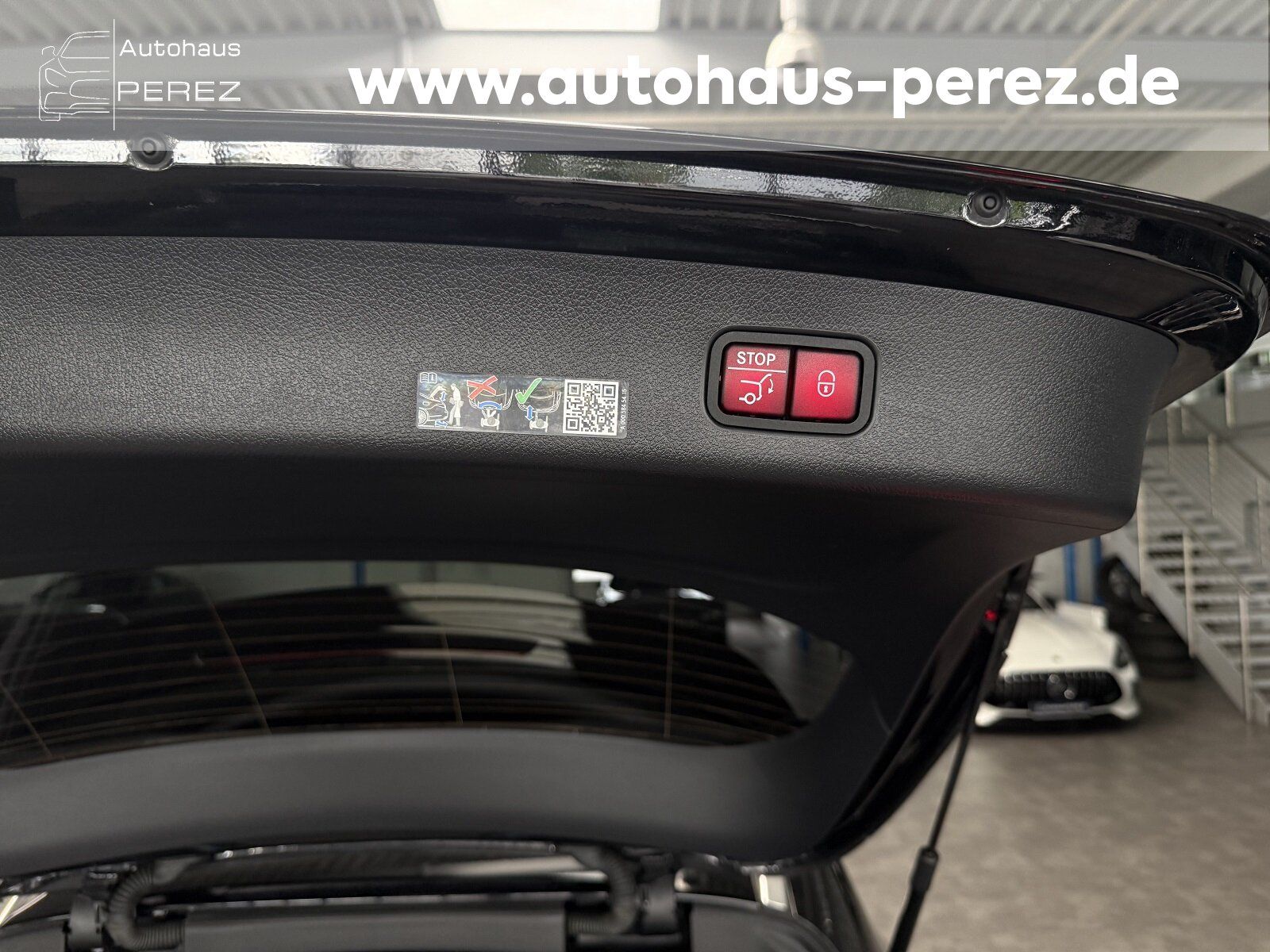 Mercedes-Benz GLC 63 AMG S E PERF 4M PREMIUM+ DISTR- AHK-HUD !