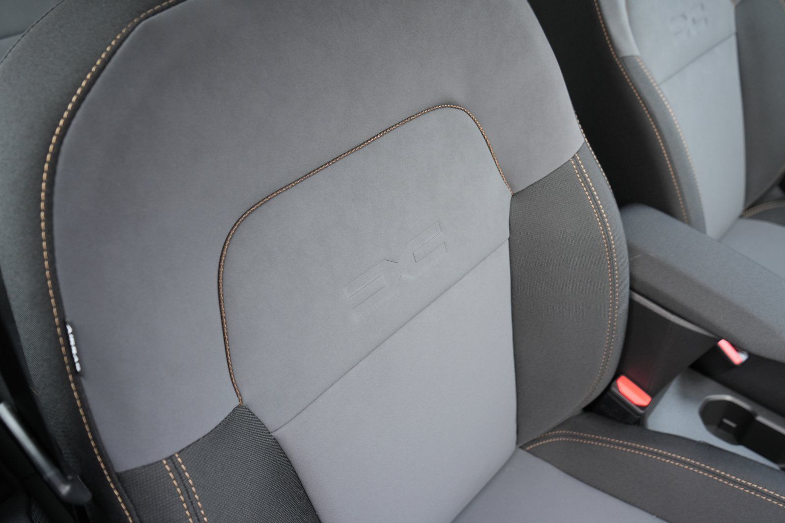 Dacia Sandero III TCe 90 CVT Stepway Extreme Sitzhei.