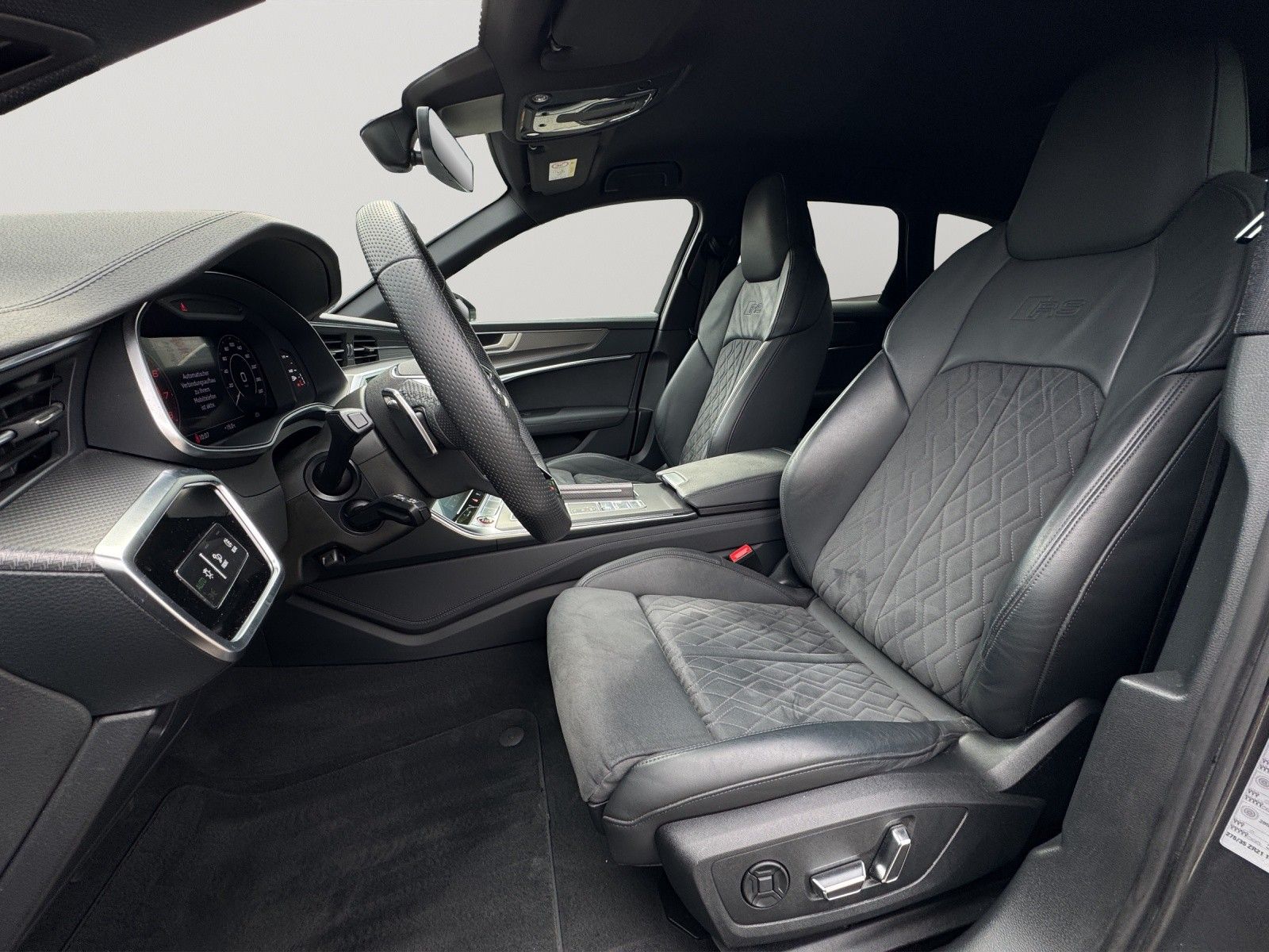 Audi RS 6 Avant 4.0 TFSI quattro LED/LEDER/HUD/AIR SU