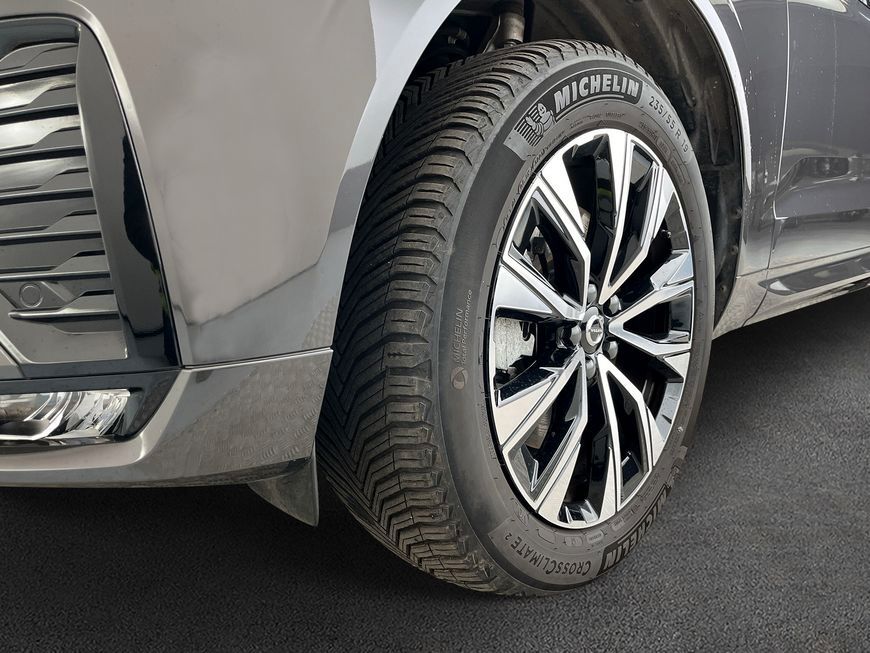 Volvo XC60 B4 AWD Plus-Dark Aut PilotAssist BLIS Leder