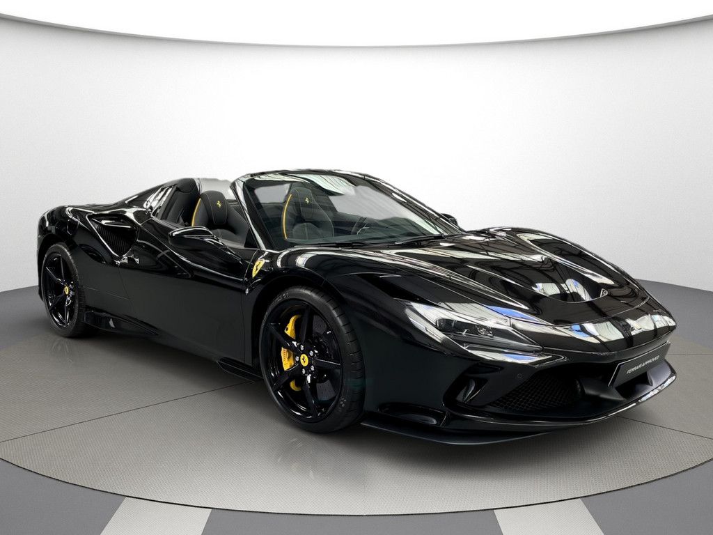 Ferrari F8 Spider - Samsaru's Car Outlet