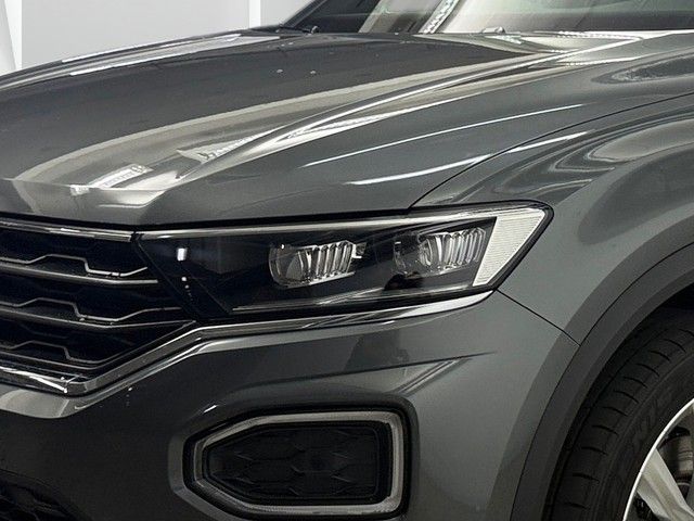 Volkswagen T-Roc 1.5 TSI Sport - Samsaru's Car Outlet